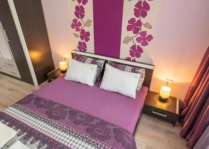 Bgapartments - Momina Salza * Warna